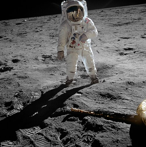 moon-landing.png